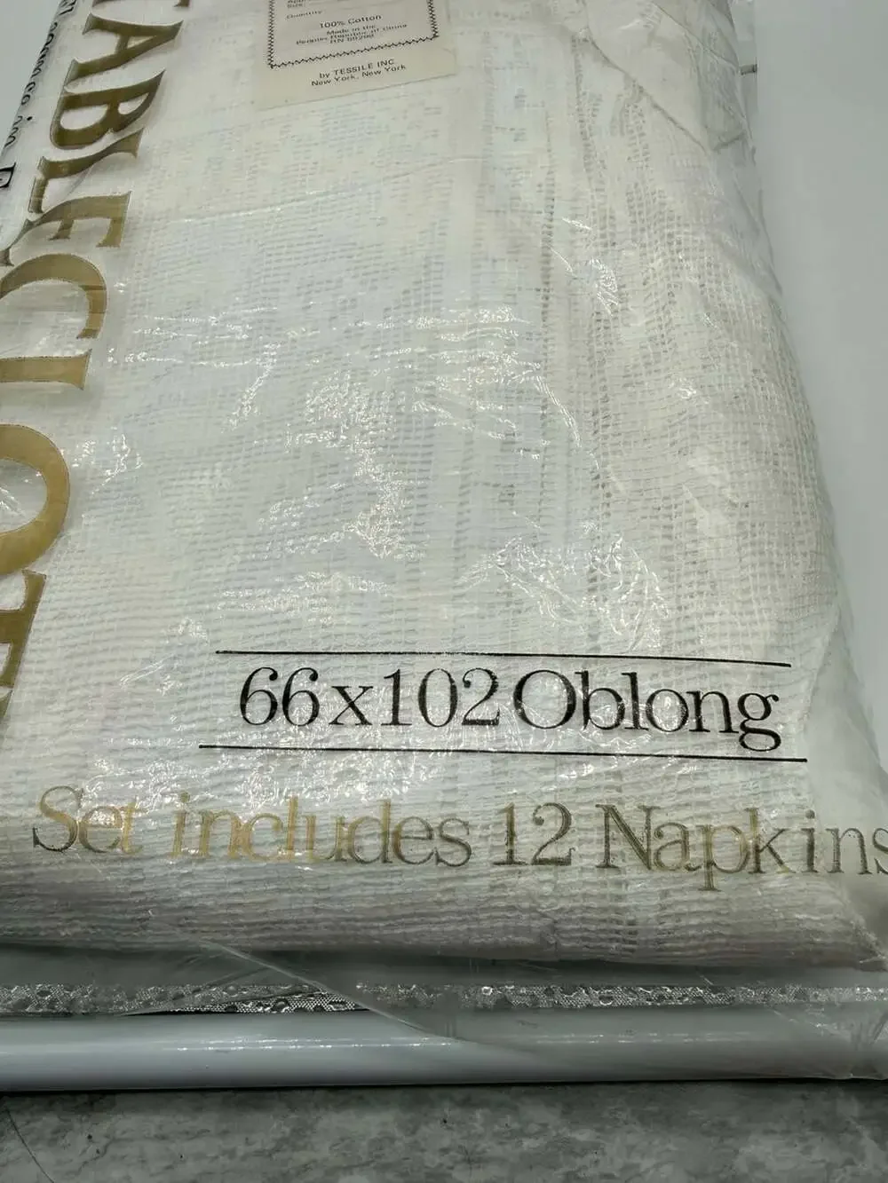 Tessile Inc. Army Navy 66x102 Oblong 100% Cotton Tablecloth Set with 12 Napkins